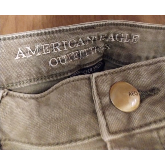 AMERICAN EAGLE Straight Leg Super Stretch Green Denim Jeans Women's 14R - Picture 3 of 6